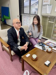 北条浅海郵便局でのインタビューの様子